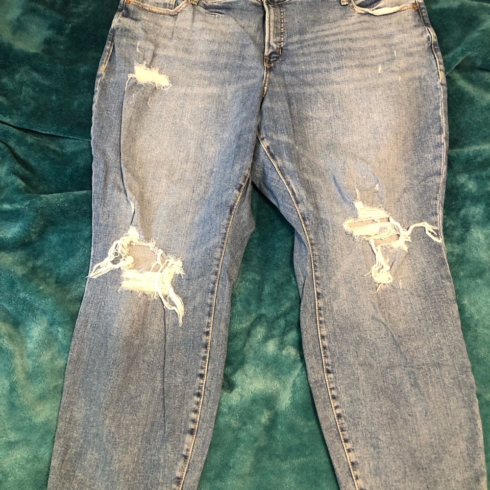 Old Navy Light Blue Distressed Boyfriend Jeans